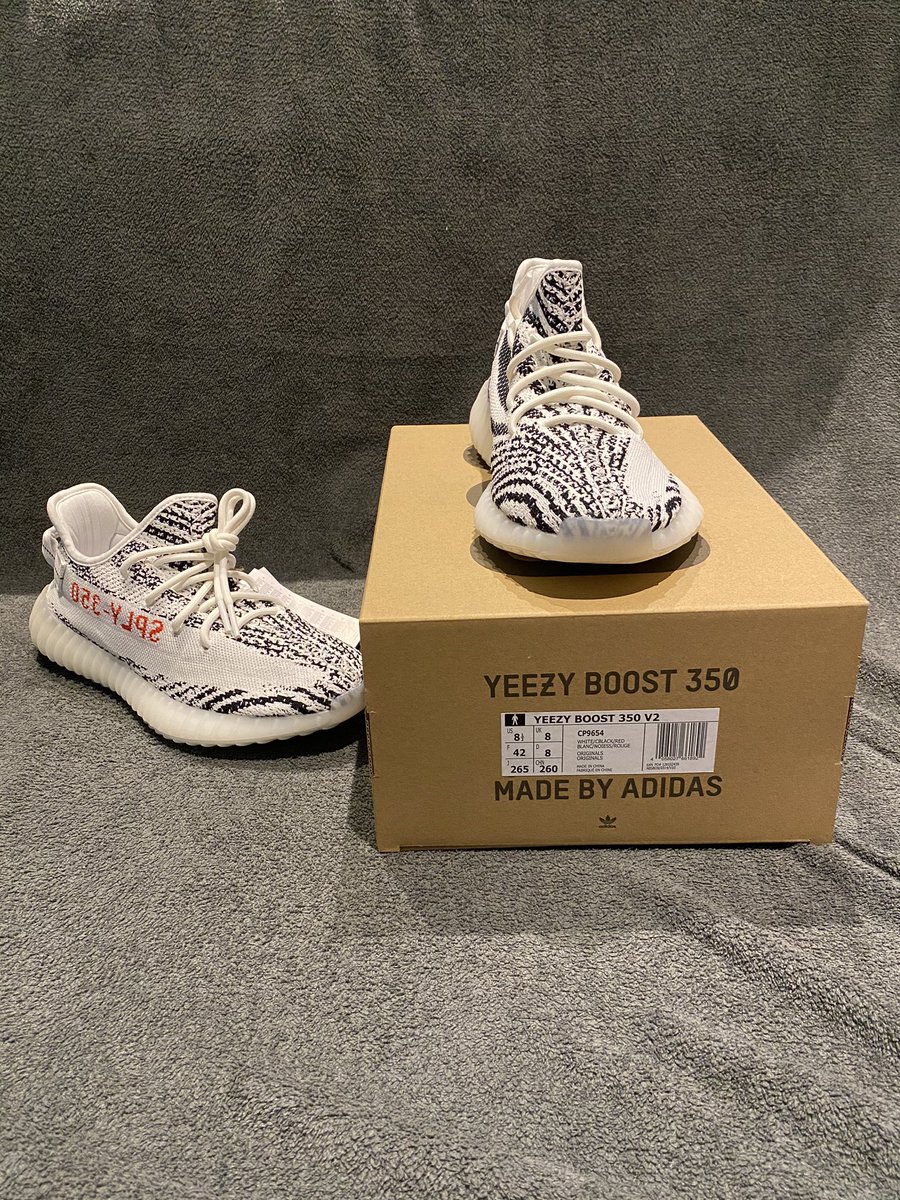KicksByEll's tweet photo. ✅Yeezy Boost 350 V2 Zebra ✅
SIZE 8 UK
COLLECTION OR DELIVERY(AT A COST)
DM ME FOR ENQUIRES! https://t.co/6X11hccQpn