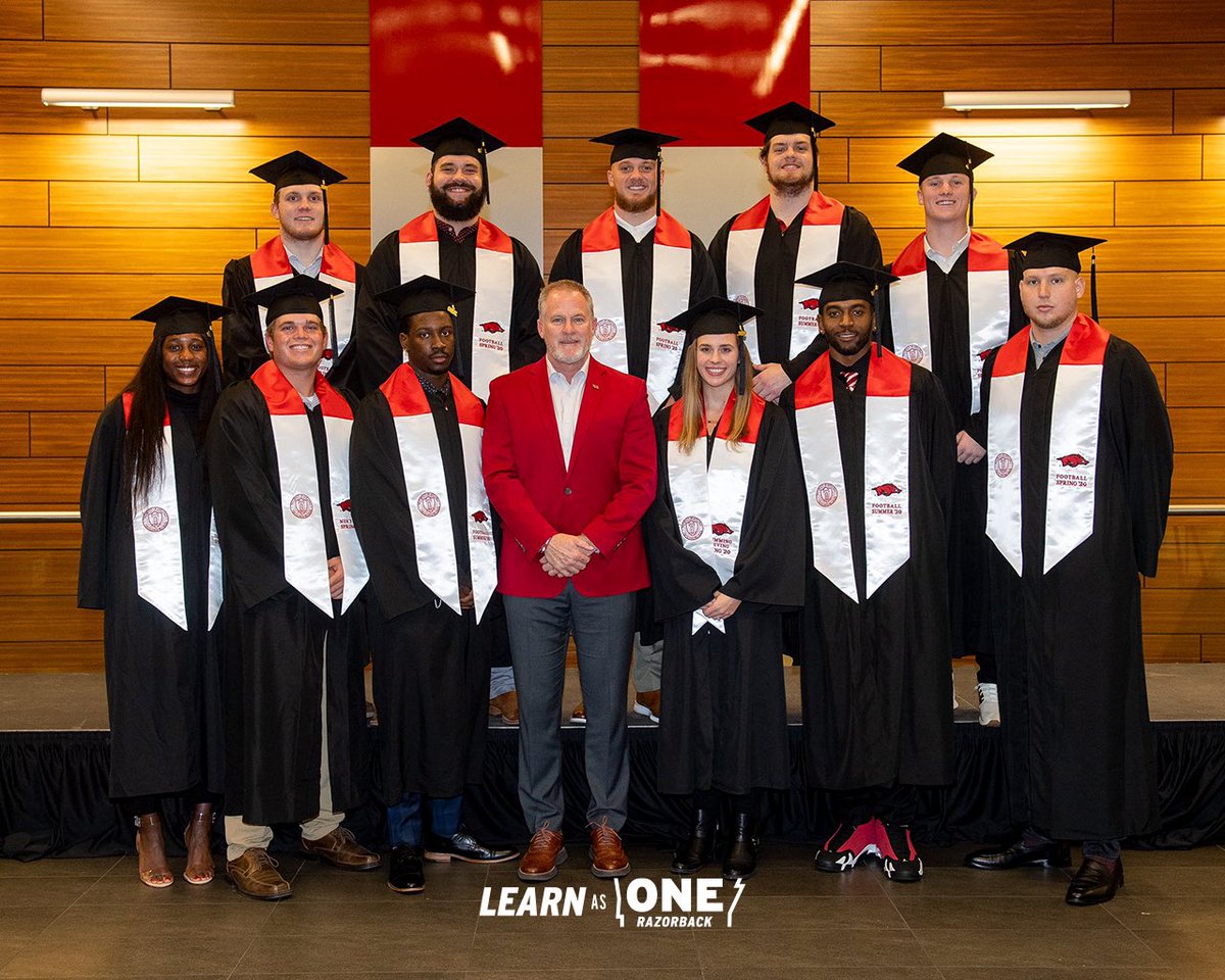 ArkRazorbacks's tweet photo. Last week we honored them and today many of them will join other @UArkansas graduates in walking across the stage at commencement. Congratulations!
#LearnAsOneRazorback https://t.co/vbVJinjFD9