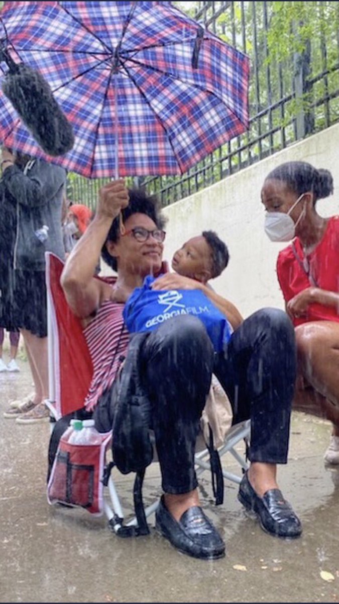 Sechita_M's tweet photo. @staceyabrams Malachi went with dad to #earlyvote yesterday and I agree #electionbaby #Election2020 #poolingpartner #Atlanta https://t.co/uyxUhTz9kE