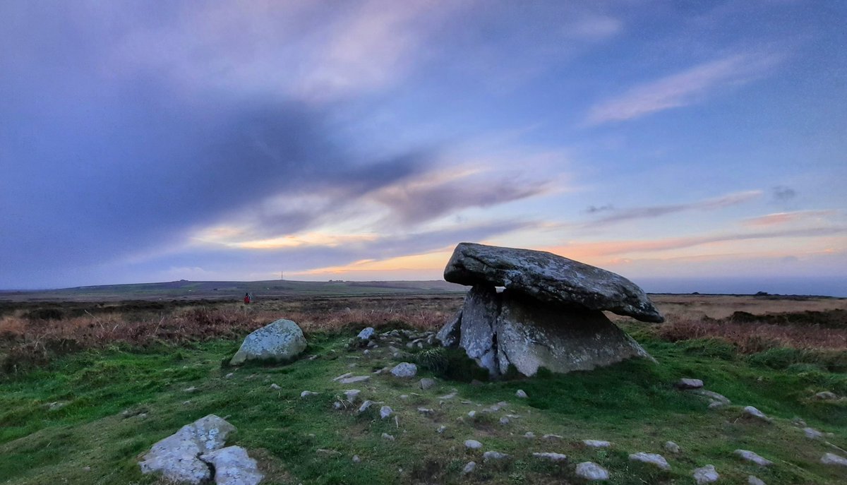 Just 2 days off the Winter  #Solstice at Chûn Quoit this evening. Clouds prevented us seeing the sunset over Carn Kenidjack but it was still very beautiful.  #Cornwall – bei  Chûn Quoyt