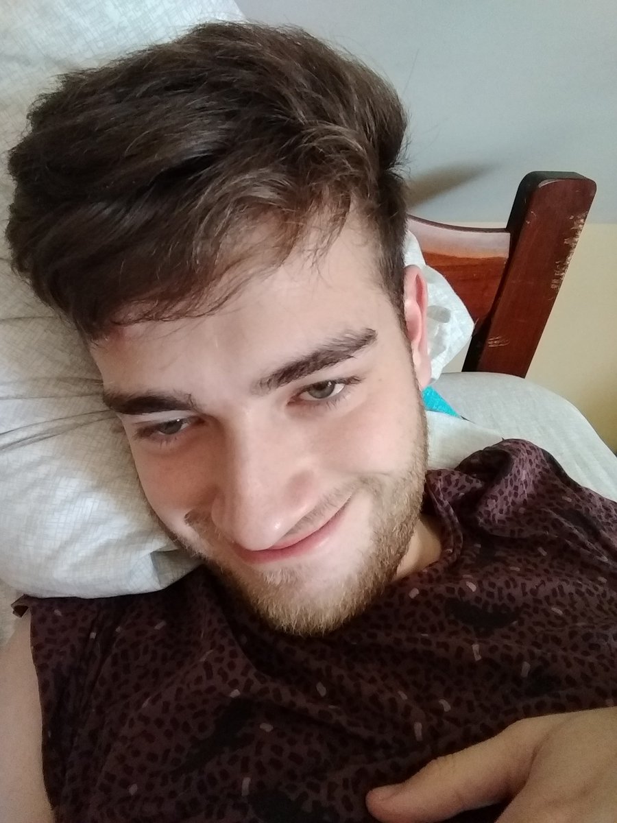 ClaveiryCR tweet media