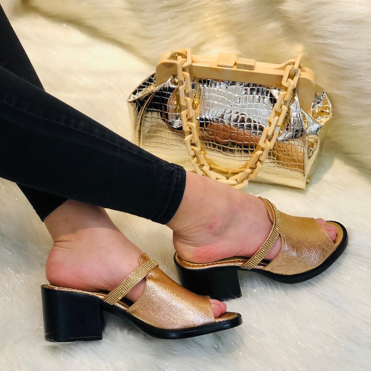 PassionStyle2's tweet photo. https://t.co/eyMavDljtd