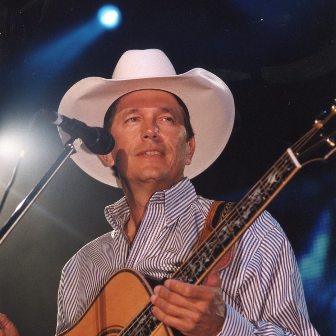GeorgeStrait's tweet photo. When the good times roll, let ‘em roll. #LetItGo https://t.co/SHOV5Z6i3F