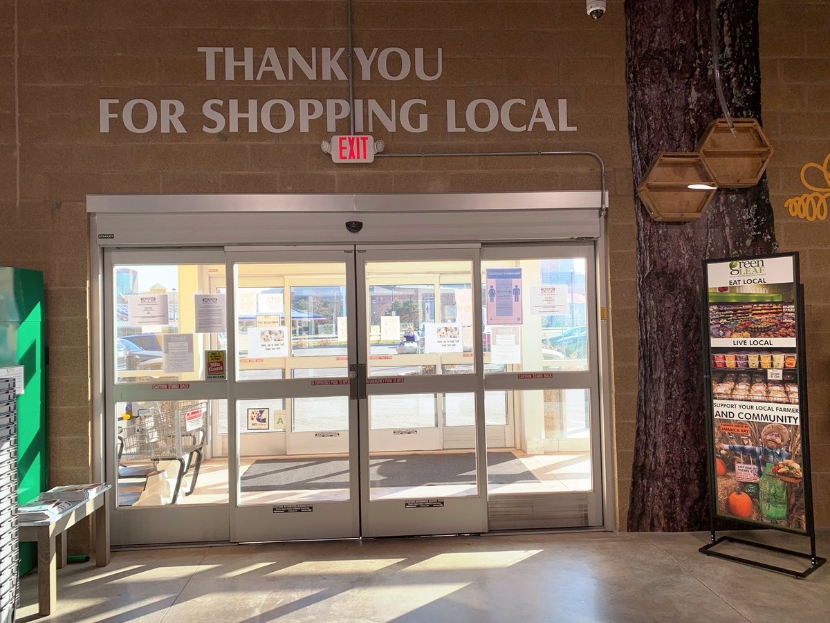 GreenLeafstl's tweet photo. We would like to thank you so much for shopping local with GreenLeaf Market! Your support means a lot to us🛒💚
#supportlocalstl #smallbusinesssaturday https://t.co/e3grAHq9he