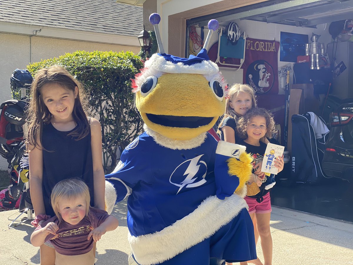 boltz0024's tweet photo. @ThunderBugTBL 4 fans for life!! Thanks Santa Bug!! https://t.co/73BV7VPzzs