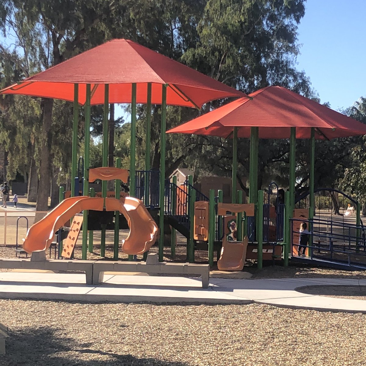 TucsonParksRec's tweet photo. It’s a beautiful day to #playtucson! #genecreidpark #tucsonplaygrounds https://t.co/Us3AoTPGBM