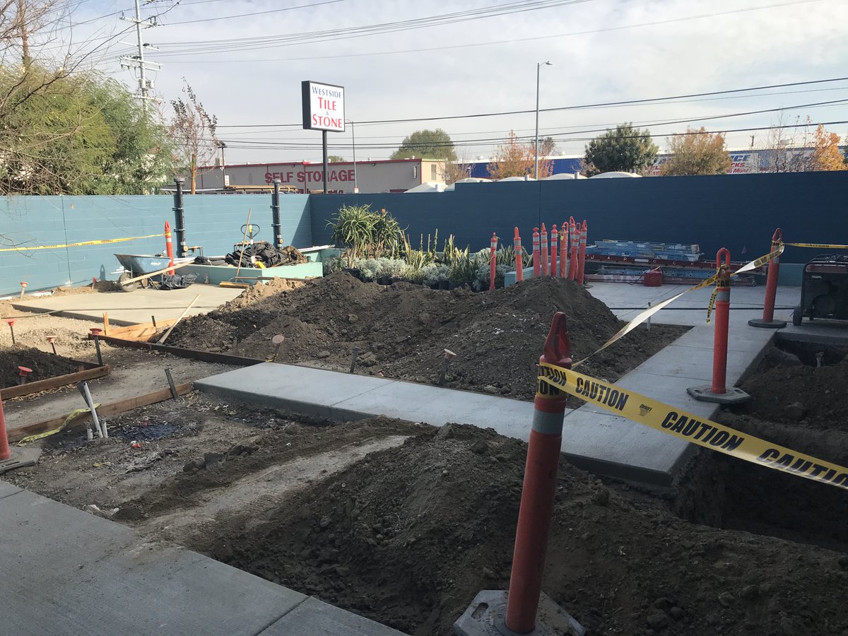 LAFamilyHousing's tweet photo. We're putting the finishing touches on our new bridge housing site, The Willows. It will provide 75 beds for individuals and couples experiencing homelessness, as well as on-site supportive services. We are excited for the Grand Opening slated for the end of next month! https://t.co/IFIA6hYcRp