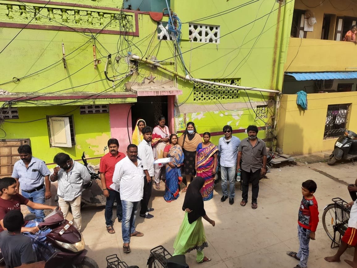 gagsshri's tweet photo. 19-12-2020 At Virugambakkam booth committee work.  #மாத்துவோம்_எல்லாத்தையும்_மாத்துவோம்  
#ஆட்சிமாற்றம்_அரசியல்மாற்றம்
#இப்போ_இல்லேன்னா_எப்பவும்_இல்ல 
 #களத்தில���_நாம்
#மக்கள்_நம்முடன்
#RajiniMakkalMandram
@SouthChnWestrmm @rmmoffice https://t.co/swBSaSj3Z3