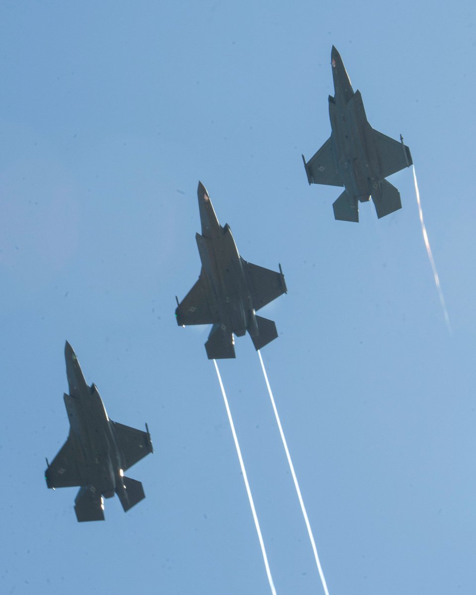 421st FS F35As over the RHINELAND. (📷A1C Jovante Johnson)