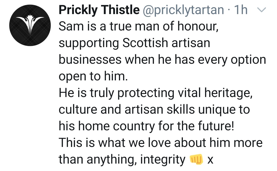 I will end today's thread with these messages from  @pricklytartan ,  @Realise_35 and  @SuzHolder01 that touched my heart! Sam... A true man of honour!With INTEGRITY! With TALENT!With DEDICATION!As always, Sam.. my kind of wonderful, that's what you are! #SamHeughan