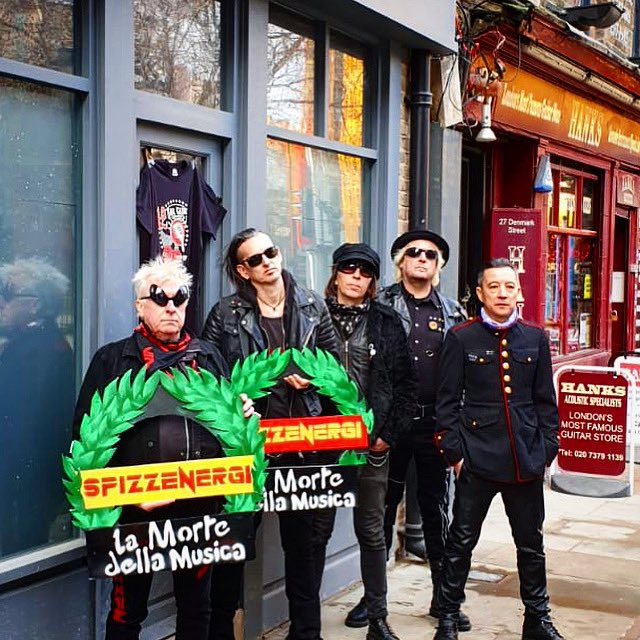 spizzenergi's tweet photo. @CrowleyOnAir @BBCRadioLondon TODAY IN #Denmarkstreet #spizzenergi #LaMorteDellaMusica #12barclub #ChristmasInDenmarkStreet #memorialceremony #london #lockdown #ShallowEnd #morepunkthanpunk #spizzart #TeamEnergi #OrderOfSandM #KingOfRialto https://t.co/ExCbOOCClv