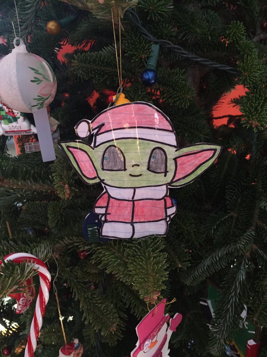 MrsB_A1's tweet photo. Students in A1 are resilient! Everyone showed up on Friday for our day of virtual learning. At the end of the day we all did a directed drawing of Baby Yoda.  Mine is now hanging on my Christmas tree.  #A1IsAwesome, #Shawsheen, #LoveFirstGrade https://t.co/4PfA90v97t