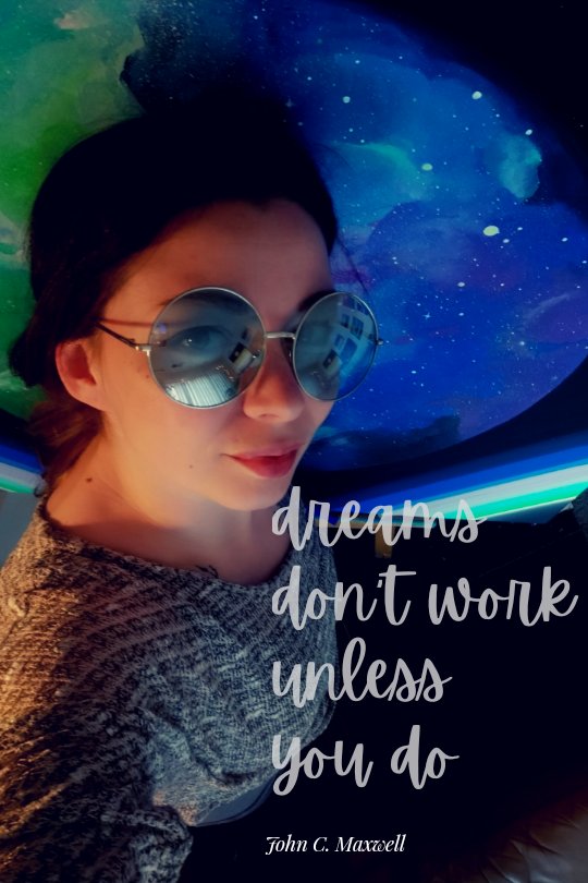 IllusionVal's tweet photo. Artwork in progress ✨
#art #arrtwork #space #universe #acrylicpainting #painting #cosmic #val_illusion_art #chicagoartist #momartis #love https://t.co/h3el4sY9Sg
