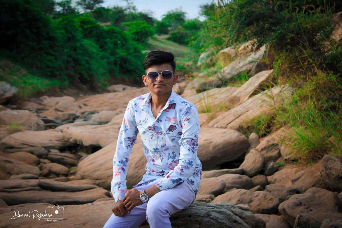dhavalrojasara7's tweet photo. 𝓓𝓱𝓪𝓿𝓪𝓵 𝓻𝓸𝓳𝓪𝓼𝓪𝓻𝓪
Instagram 👉 dhaval_rojasara
Twitter       👉 dhavalrojasara7
#dhavalrojasara#rajkot#jasdan#vinchhiyacity#botad#vinchhiya#007#dhaval007#dhaval#photoshop
#editing#photoshoot https://t.co/MkOCPnu0TU