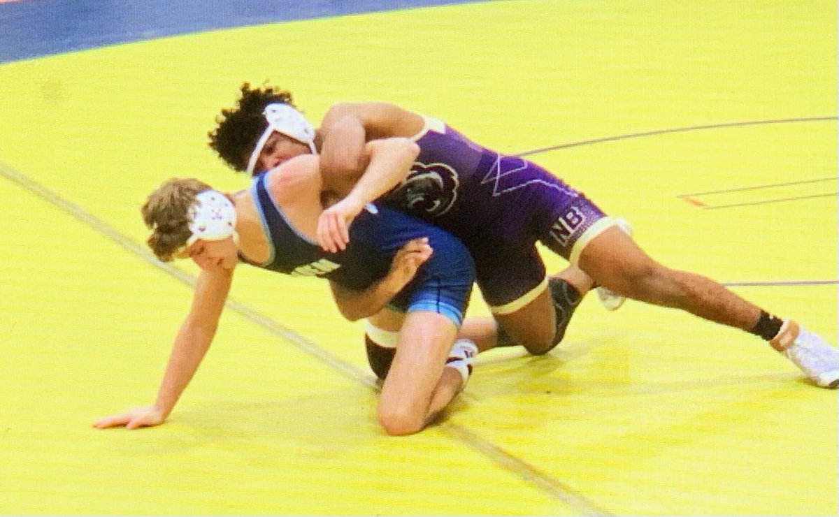 WS BEARS WRESTLING tweet media
