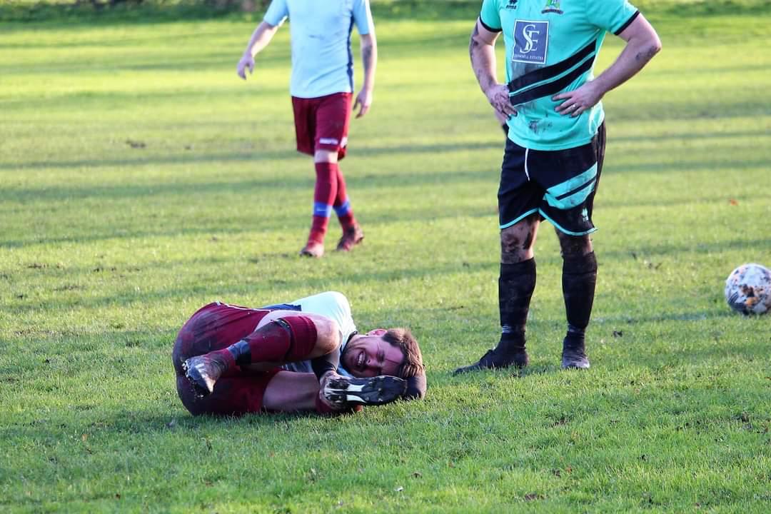 heggie_dave's tweet photo. @GroveRangers Ahhhh bless 3 points lol https://t.co/hT3xzeYCL6