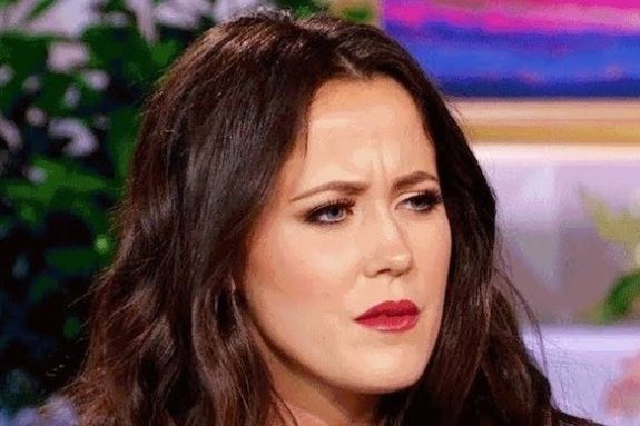 EXCLUSIVE! Owners of “The Family Tree” Podcast reveal why they yanked down their interview with former #TeenMom2 star Jenelle Evans: https://t.co/wm1ZFcptsB https://t.co/JIBAyBk2A7