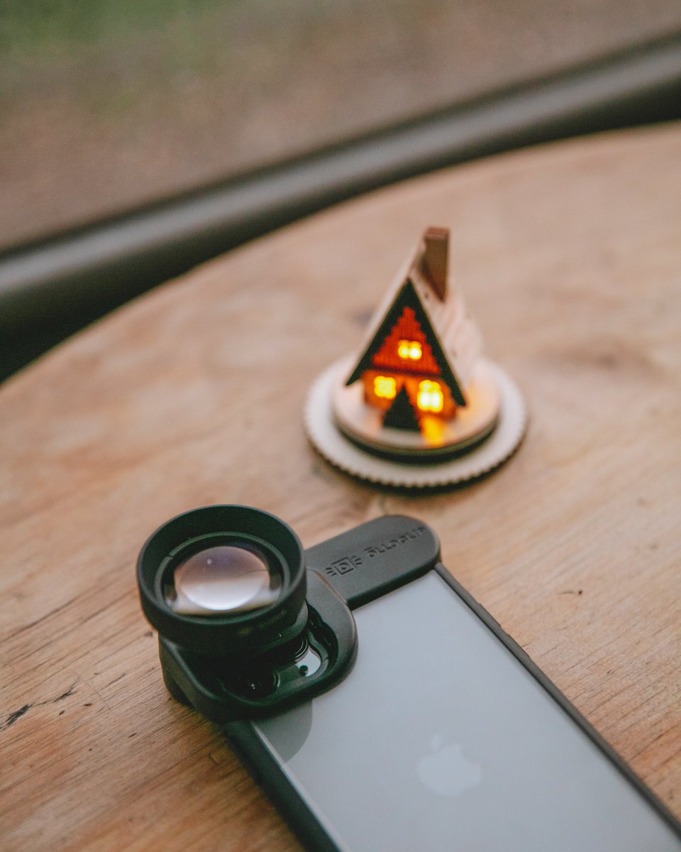 🎁 3 days left! 🎄 
The Great Holiday Sale ends on December 22nd at 2PM PST. Order now while supplies last so you can ship your gifts in time for Christmas Day. 
#olloclip 

📸 @Lukewcartwright 
olloclip.com