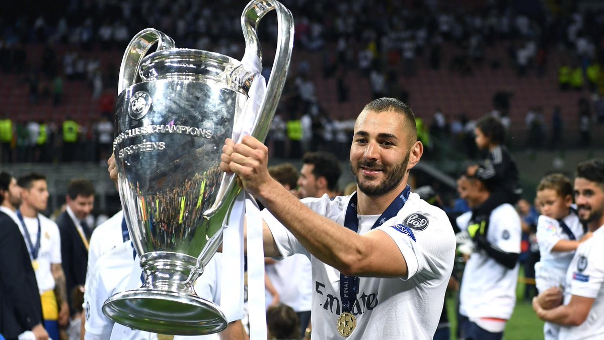 Le 28 mai 2016, Benzema remporte sa 2e Ligue Des Champions avec le Real Madrid, la 11e de l'histoire du clubAprès une nouvelle victoire face à l’Atletico Madrid, 1-1 TAB (5-3)
