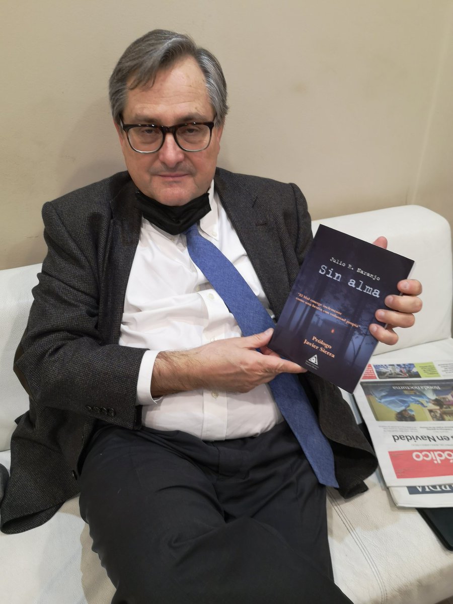 Julio R. Naranjo (@sinalmanaranjo) on Twitter photo El periodista <a href="/pacomarhuenda/">Francisco Marhuenda</a>, de <a href="/larazon_es/">La Razón</a>, también lee <a href="/SinAlmaNaranjo/">Julio R. Naranjo</a> de <a href="/EdAtlantis/">Ediciones Atlantis</a>. ¡Muchas gracias Director! El periodista <a href="/pacomarhuenda/">Francisco Marhuenda</a>, de <a href="/larazon_es/">La Razón</a>, también lee <a href="/SinAlmaNaranjo/">Julio R. Naranjo</a> de <a href="/EdAtlantis/">Ediciones Atlantis</a>. ¡Muchas gracias Director!
