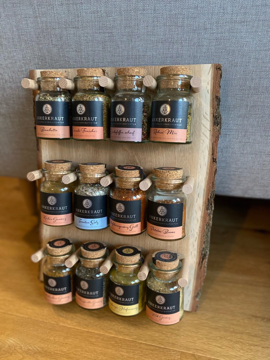 12er Gewürzregal passend für #ankerkraut - jetzt noch schnell bestellen - ein paar Regale sind schon fertig und werden sofort verschickt 📦 #gewürzregal #weihnachte #regal #holz #hamburg #moinholz #ankerkrautliebe #lastminutegeschenk