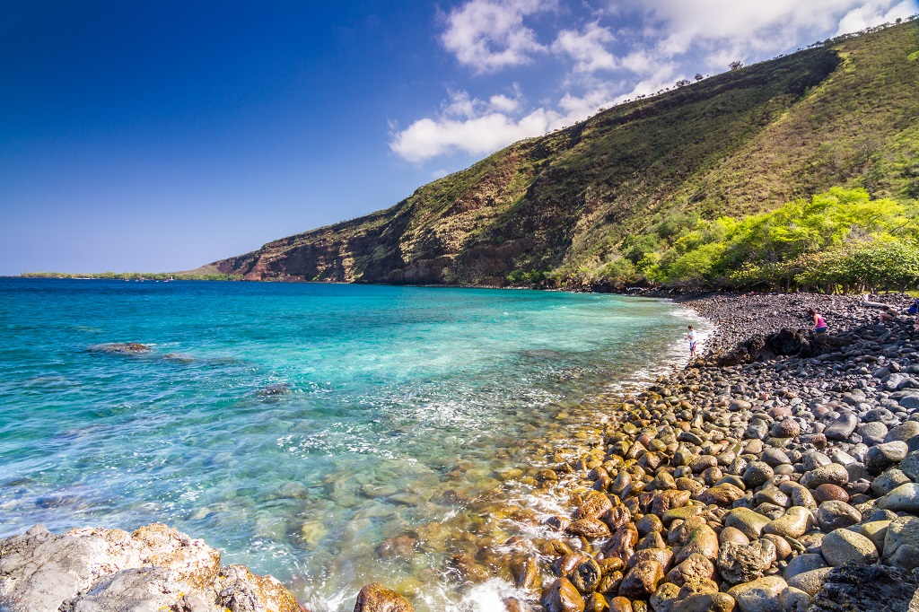 87. Hawaiian Feather HelmetWhen Cook arrived, he was given a grand reception and a helmet like thisHe had to return a month later after a storm. But this time, already fraying tensions reached a breaking pointCook was killed as he walked along Kealakekua Bay