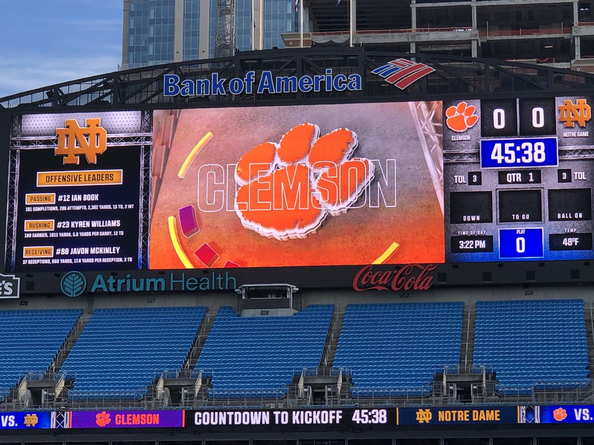 Both my football teams play today. Today is a good day. ⁦<a href="/ClemsonFB/">Clemson Football</a>⁩ ⁦<a href="/Panthers/">Carolina Panthers</a>⁩ 🏈🐾