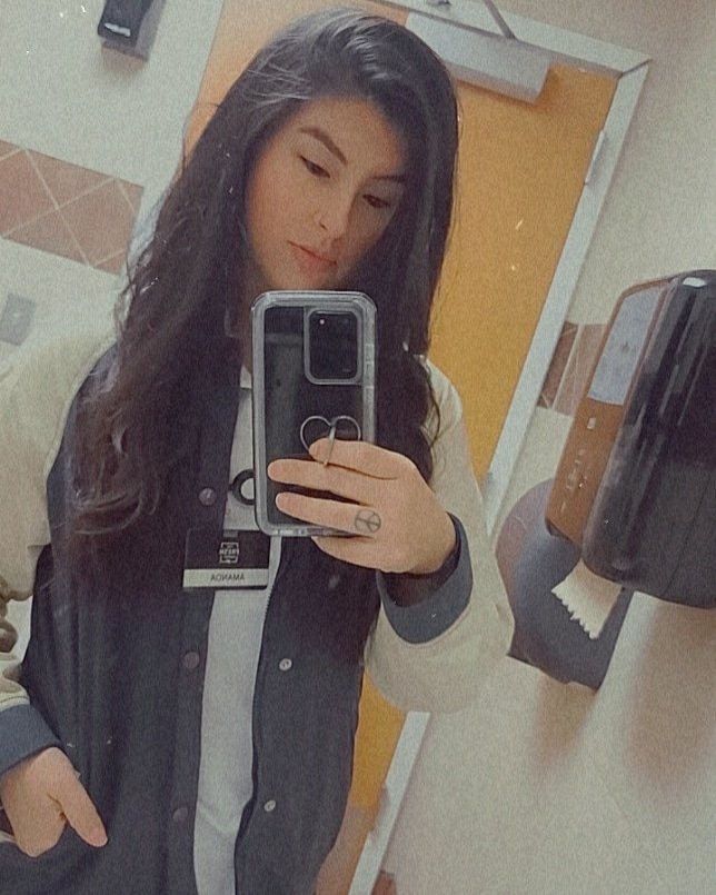 h3rblif3's tweet photo. working at 5am should be illegal, js. but I love money so here we are 😬

#girlswholikegirls #lgbt #nativeamerican #latinas https://t.co/MP0c8xgJRH