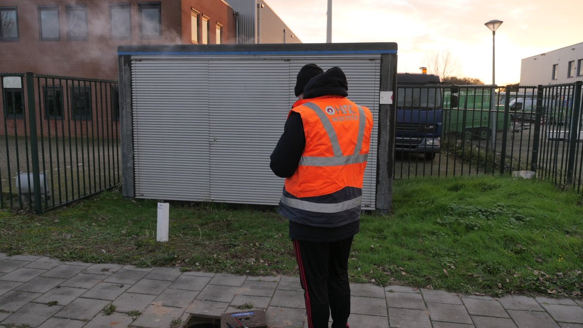 ALKMAAR - Zaterdagmorgen kwam er een melding dat er veel rook uit een verdeelkast kwam aan de Diamantweg.