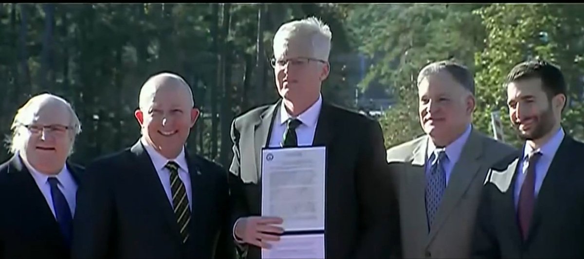 This is just me piecing the puzzle together but I believe we see rogue IC actors (Snowden included) rounded up aka 'HOMECOMING' this year thereby fulfilling JFK vision of splintering the CA into 1000 pieced to scatter in the wind while exposing election fraud