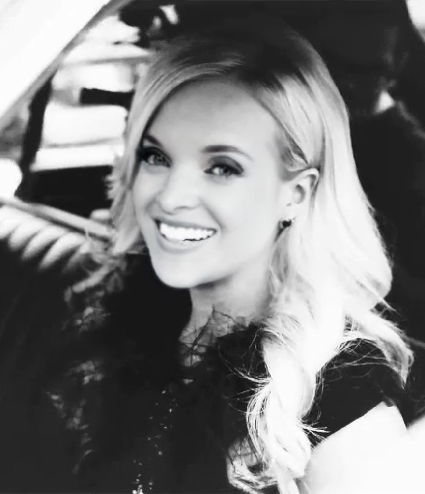 Kelly Petersen (@destinysangel84) on Twitter photo 