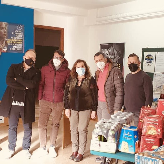 Conclude oggi l’iniziativa di <a href="/FdIGuidonia/">FDI AN Guidonia M.</a> per la raccolta di generi alimentari per le famiglie in difficoltà del nostro territorio. Grazie a tutti🙏🏻 lunedì partiranno le consegne con i ragazzi di <a href="/Giov_Nazionale/">Gioventù Nazionale</a> 🇮🇹facebook.com/18638689903885…