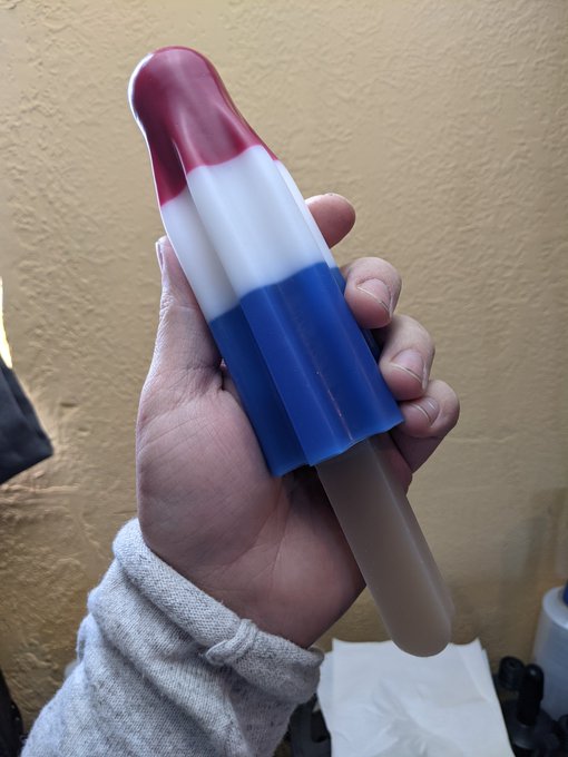 First pour of my latest creation. Still got some kinks to work out, but I'm loving the color transitions