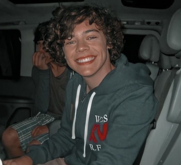very long and needed thread of             • fetus harry •