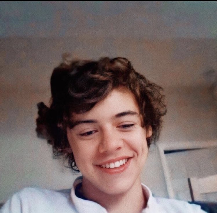 very long and needed thread of             • fetus harry •