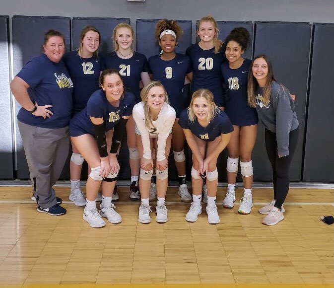 SaintsVBC's tweet photo. 💙🏆 Great way to kick off the season! 🏆💙 18’s are tournament champs https://t.co/kaiFApbHvn