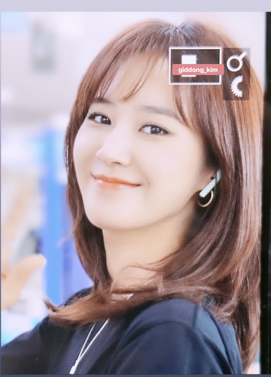 how kwon yuri looks in real life; a breathing thread