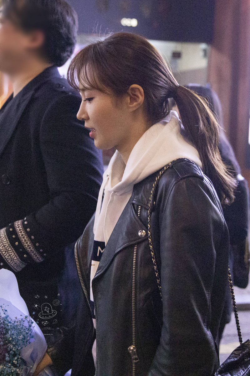how kwon yuri looks in real life; a breathing thread