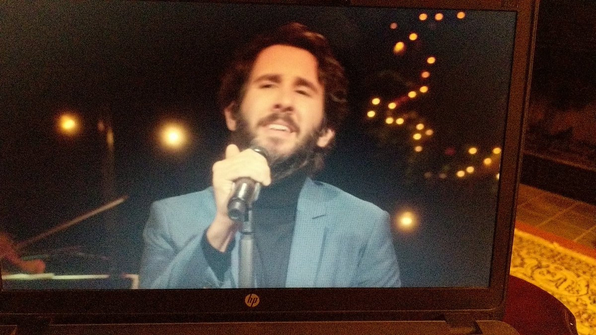 KThompsonSings's tweet photo. Can't wait until we can celebrate each other home again @joshgroban #Livestream https://t.co/XSCI5ODL1k