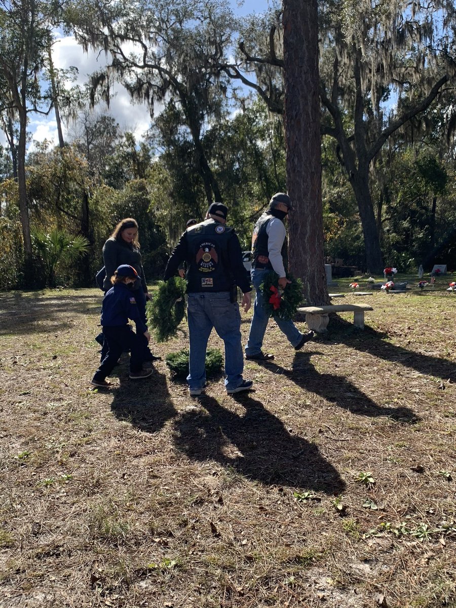 DonaldOBrienFL's tweet photo. American Legion Wreaths Across America program at Espanola Cemetery. I’m honored to participate in the program and lay wreaths at Flagler County grave sites. https://t.co/iH2YPHgSY0