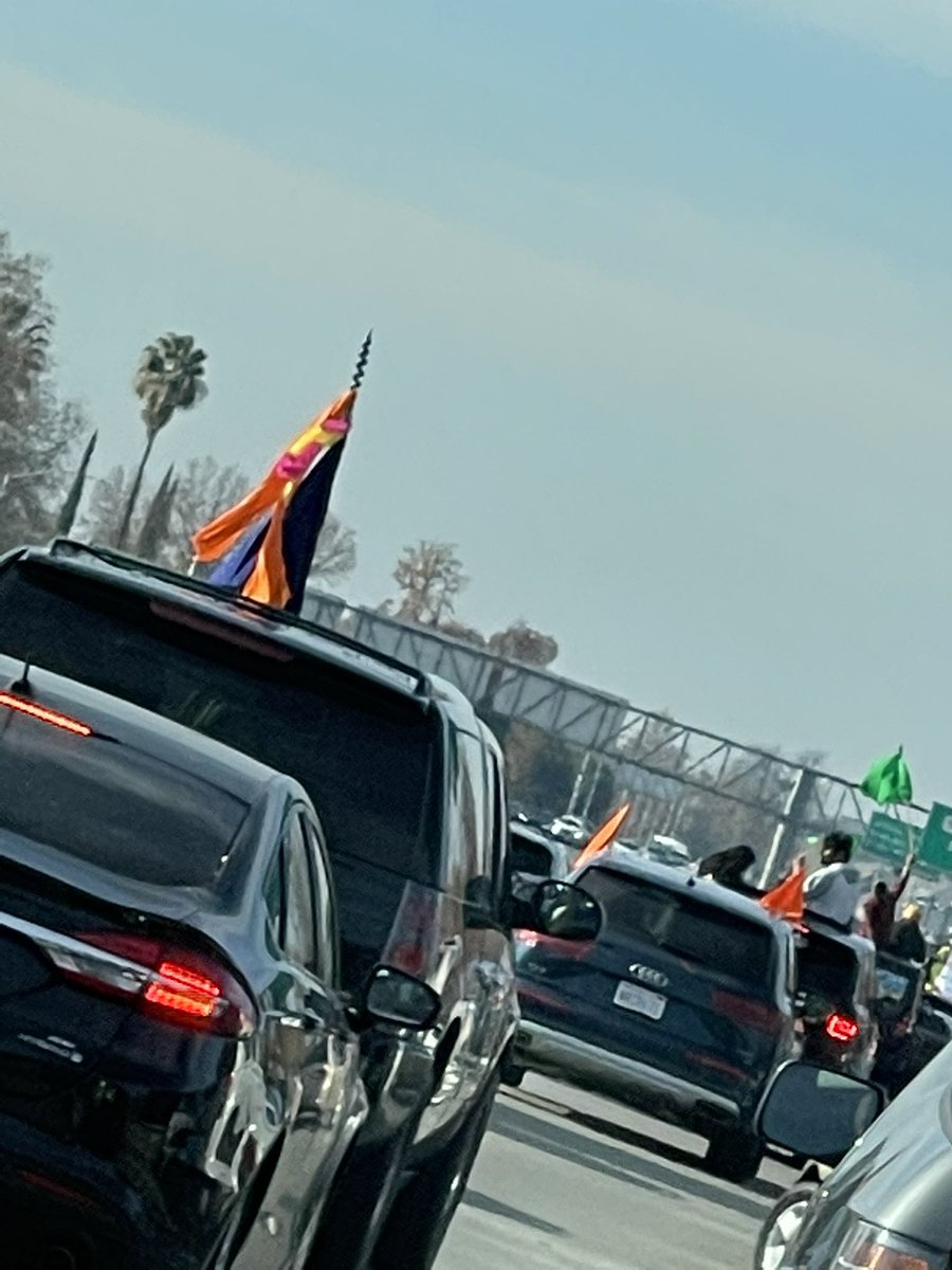 shanejd's tweet image. #SikhProtest on the Cap City Freeway in #Sacramento