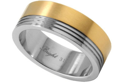 conspiracyhoax's tweet photo. Stainless Steel Ring w/ 14K Gold IP Top Section - Marriage Wedding Band Ring. from https://t.co/U8noaJNaBJ https://t.co/HlrBdk79kq
