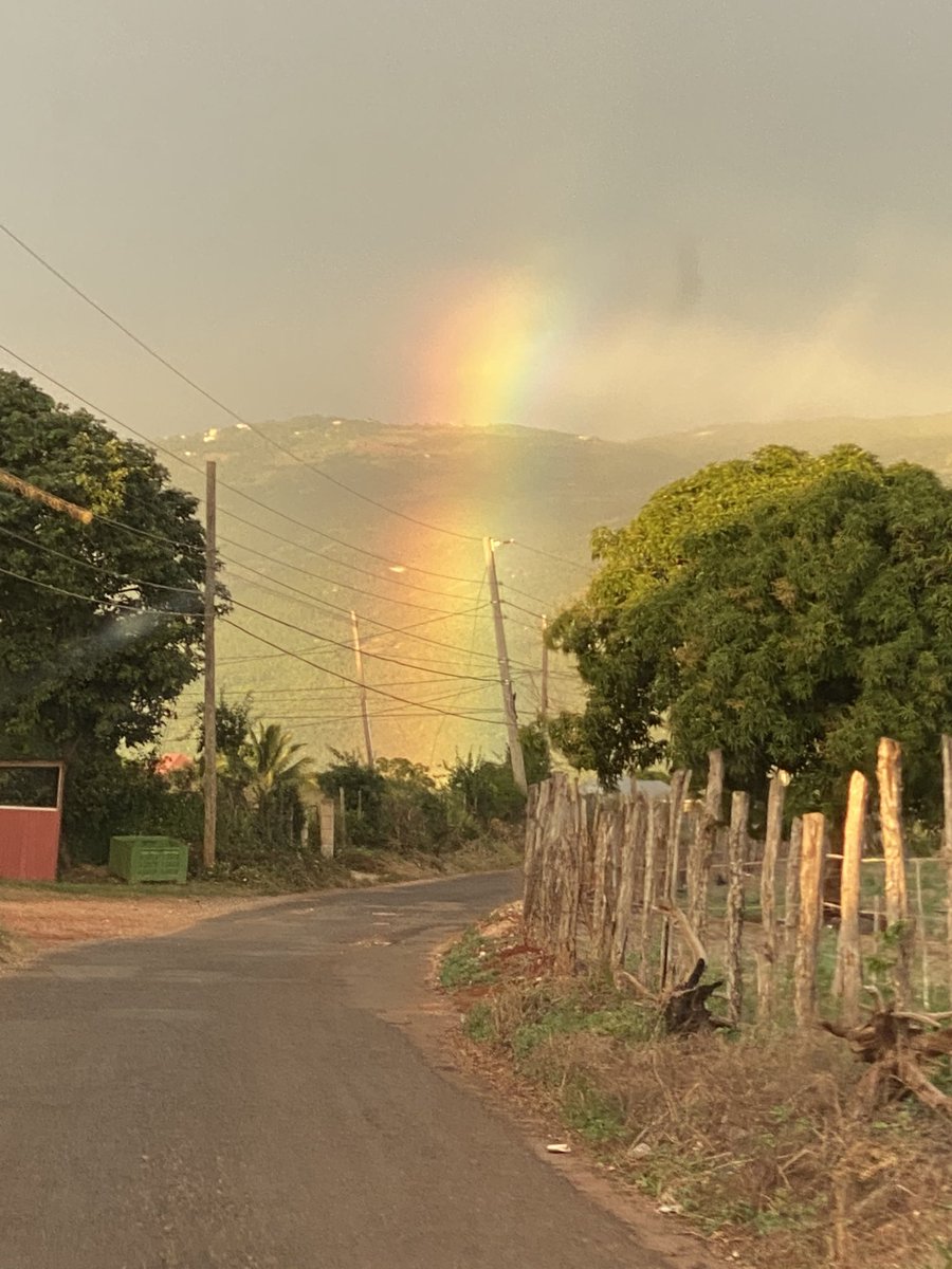 floydgreenja's tweet photo. Blessed and Highly Favoured #SWIsBess https://t.co/Z5NjHUpL1r