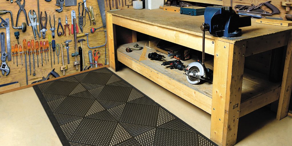 EasytileF's tweet image. The Versa Floor interlocking tile system by EASY|tile is available in a drainage version.  This is ideal for workspaces where areas will be hosed down for cleaning, and keeps feet off the wet floor.
#easytile #versafloor #modulartile #easytoinstall #workplacesolution #shoplife