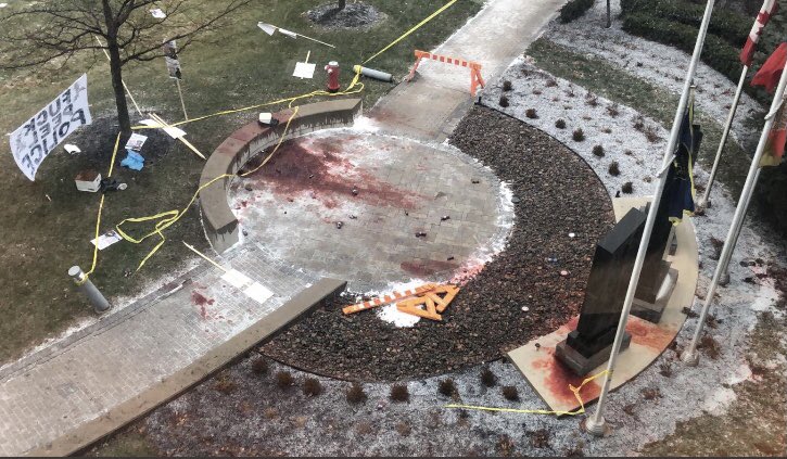 bob_hackenbrook's tweet photo. How disgraceful. Anyone who would desecrate a memorial site for fallen officers in the name of injustice isn’t thinking straight.  To the families of our fallen, I’m sorry. 💙 https://t.co/jfr5St8PsT
