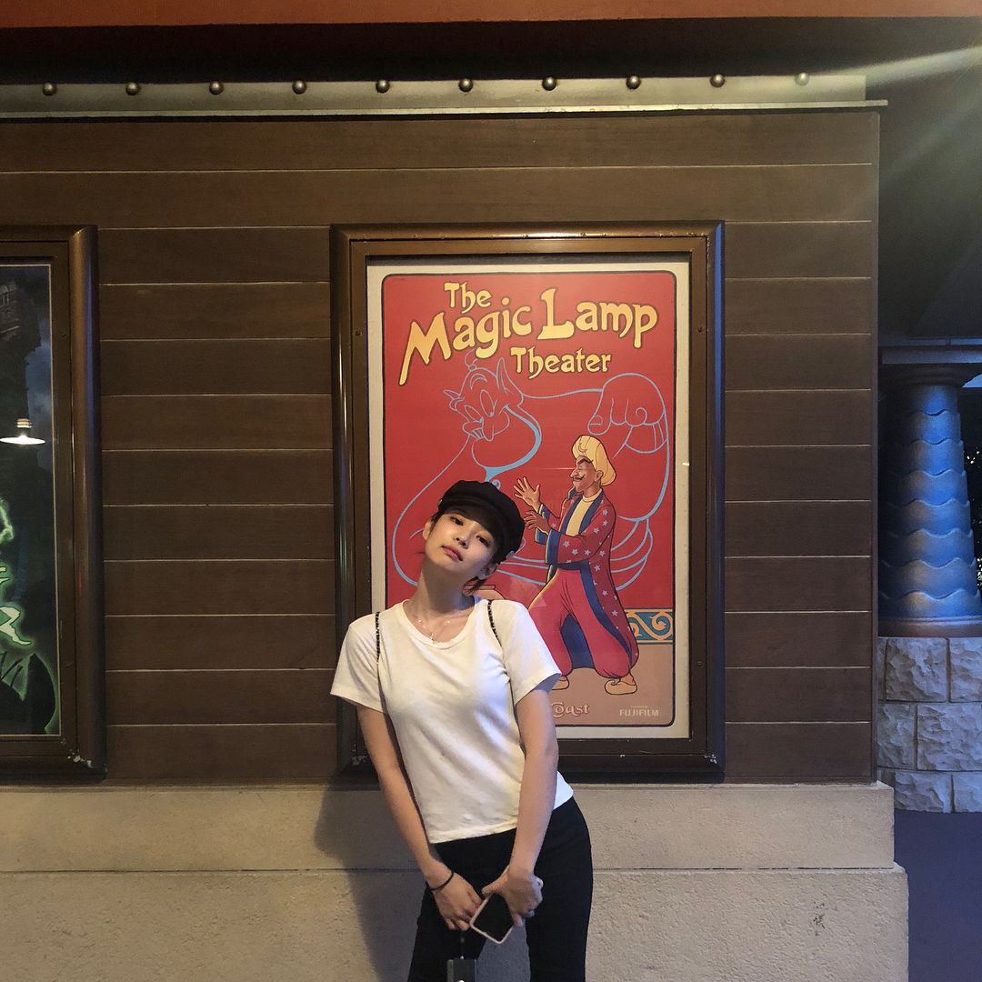 CHERRYRVS's tweet photo. 솔로̒ ❍ ˒˒ @m. e ꜜ 𝐦𝐲 ♡# __ ,, s ǝ l f * 𝖆 .𝚗𝚍 #i ⭑ ⸃⸃ 𝗌𝗁𝗂𝗇 · ning づ : : solo .ᐟ
Hoy las niñas de @NUCLEARTWT regresan a los escenarios con #BLACKDRESSNC ¡Es #NUCLEAR2ndCB! Sin duda no puedo esperar a oír la canción en vivo de tremendas diosas. https://t.co/Ap1SBZRHxJ