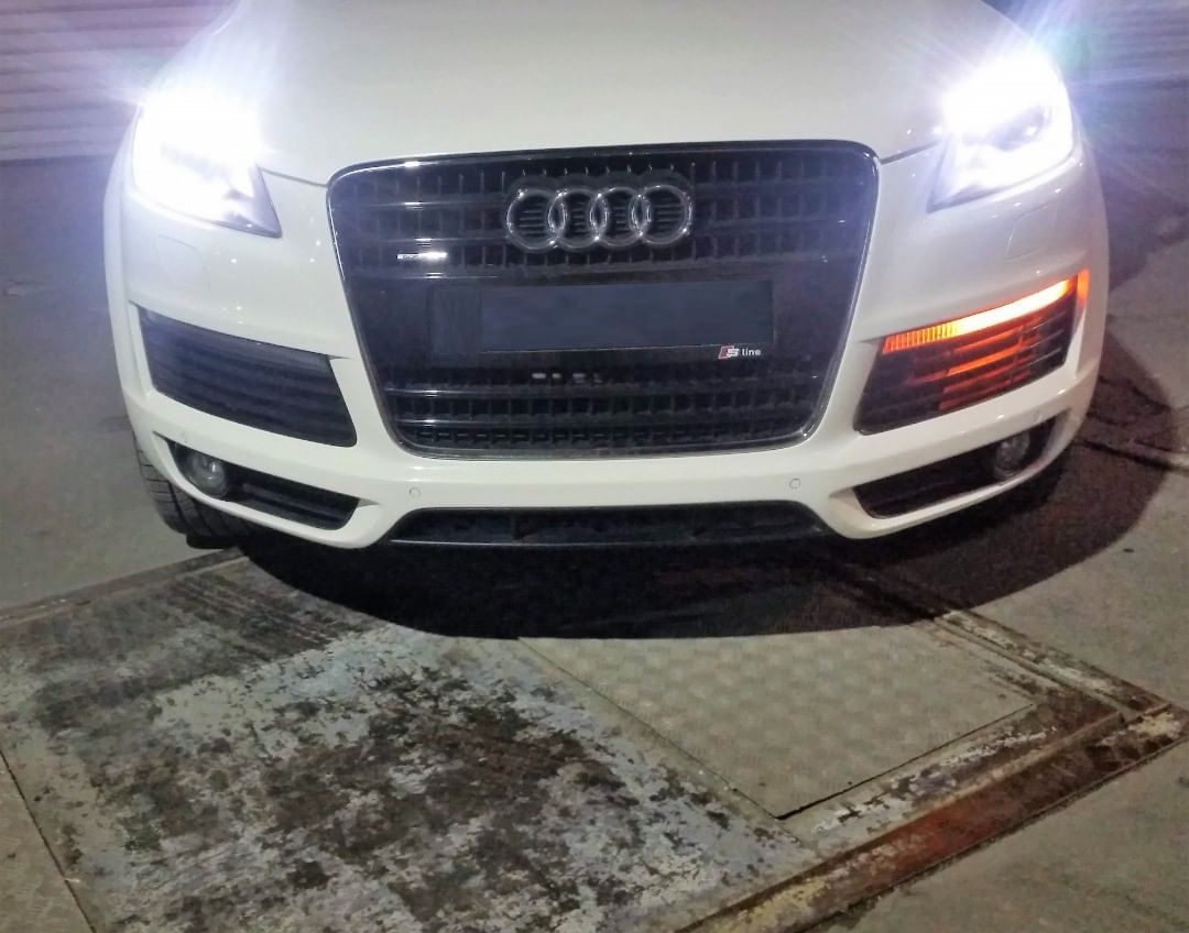 Audi Q7 Gündüz Led Tamiri sorunlarınız ve sorularınız için lütfen mesaj atınız.

#Audi #audiq7 #sline #audisline #gündüzledtamiri #farstoptamiri #ledfartamiri #topkapı #İstanbul