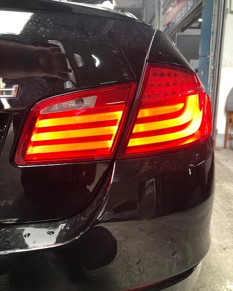BMW 520i (F10) stop park LED tamiri onarımı.

#bmw #bmwlove#bmw520i #bmw #bmwf10 #bmw❤️ #bmwlove #stopparkledtamiri #parkledramiri #gündüzleditamiri #farledtamiri #farstoptamiri