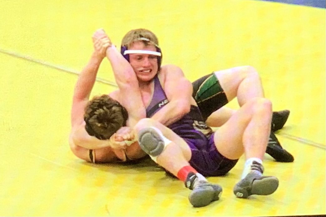 WS BEARS WRESTLING tweet media