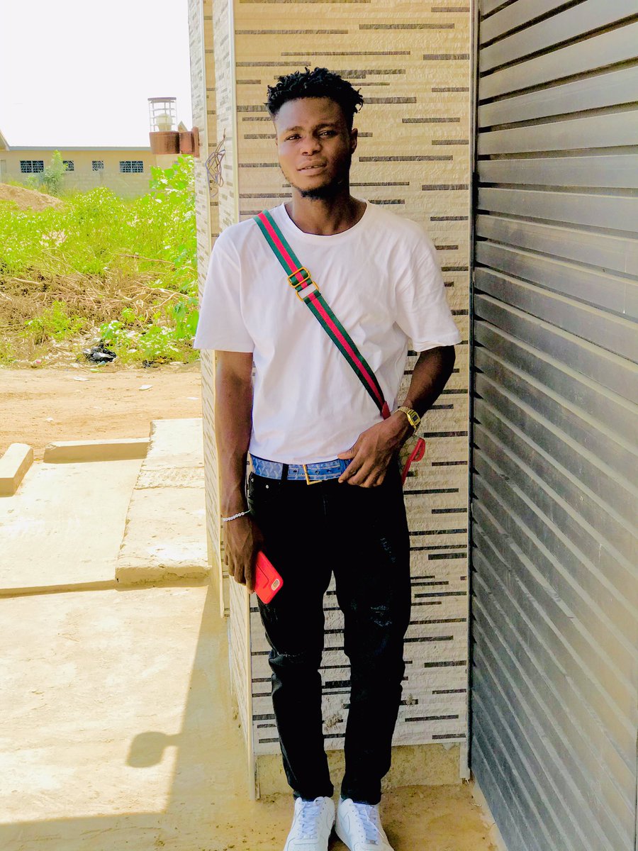 edwin_scripture's tweet image. Staying positive doesn't mean you have to be happy all the time. It means that even on hard days you know that there are better ones coming.